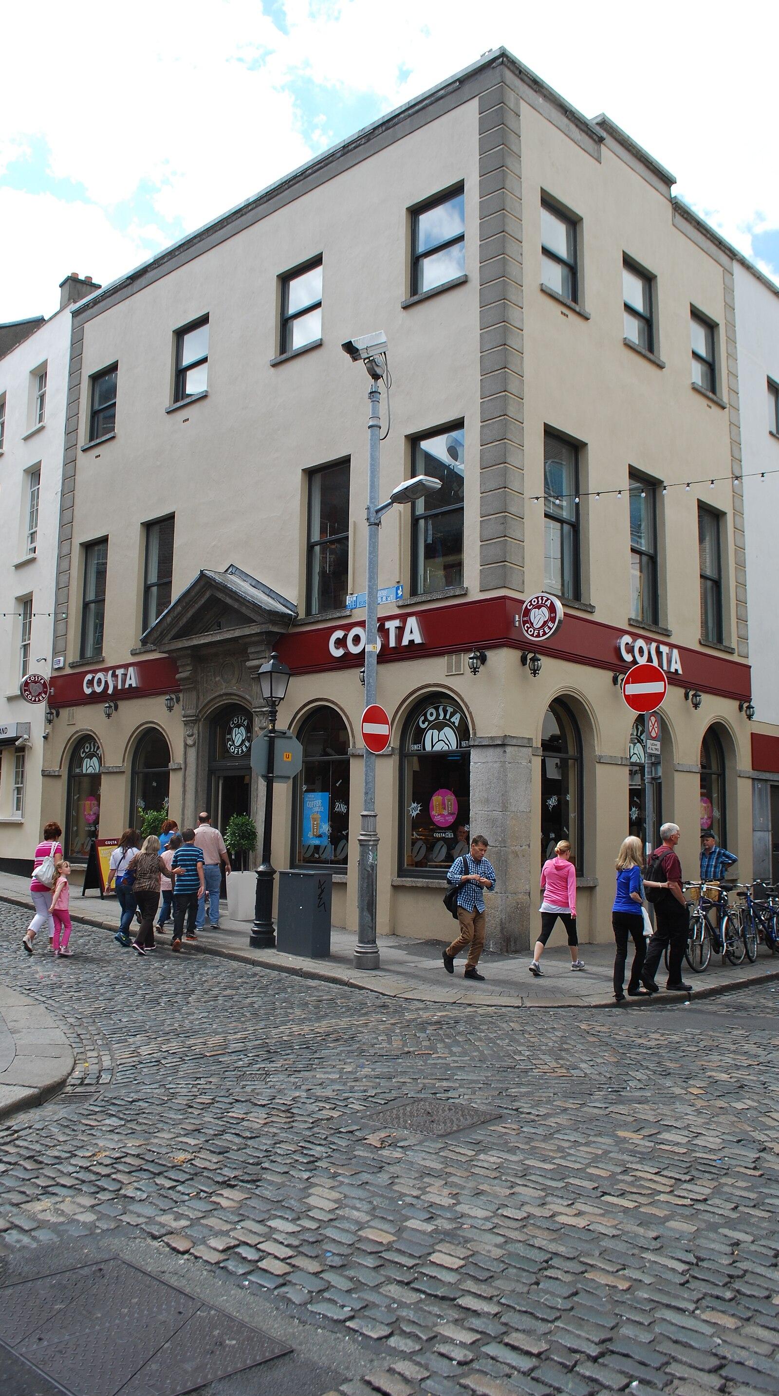 Bridging the Divide: The Dublin Digital Literacy Paradox