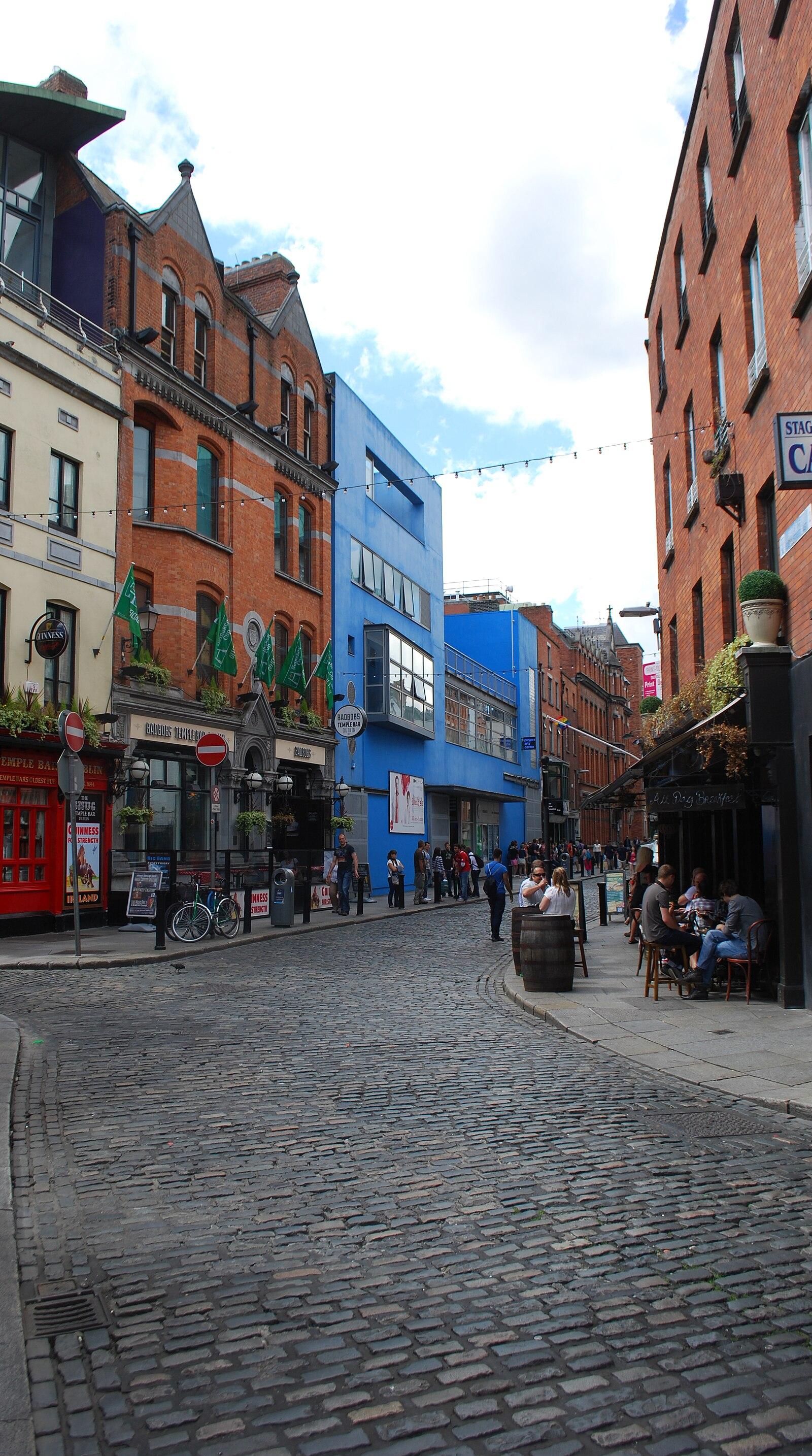 Dublin's Solace Café Offers Free Mental Health Support Four Nights Weekly